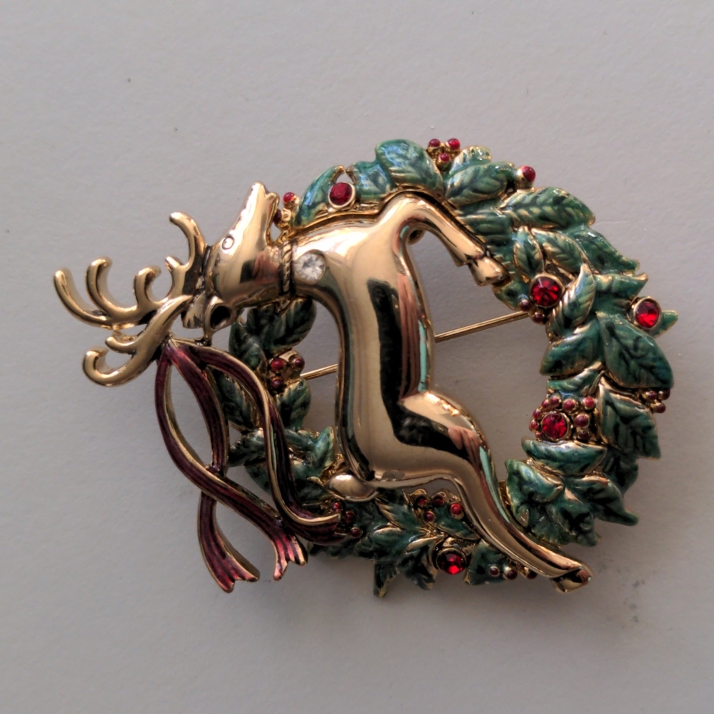Holiday Brooch